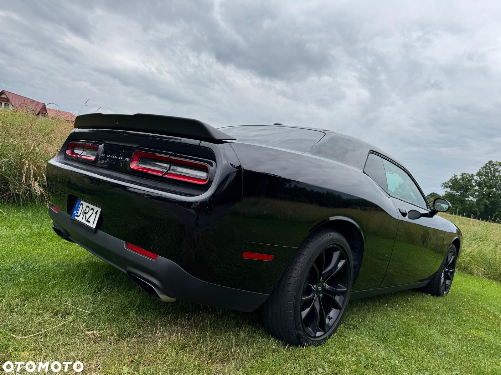 Dodge Challenger - 13