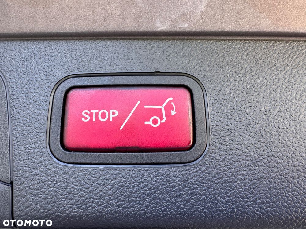 Mercedes-Benz GLC 220 d 4Matic 9G-TRONIC AMG Line - 14