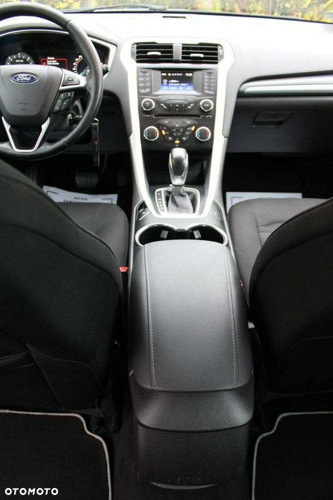 Ford Mondeo 2.0 TDCi Edition PowerShift - 24