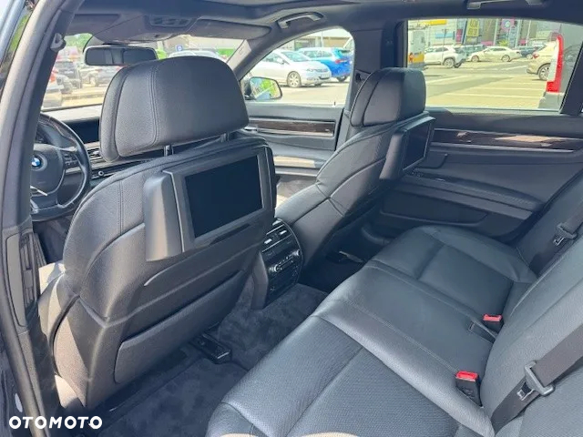 BMW Seria 7 730d - 10