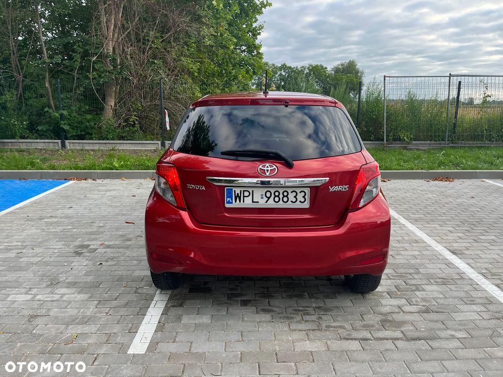 Toyota Yaris 1.33 VVT-i Edition 2014 - 6