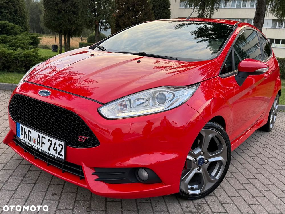 Ford Fiesta ST - 16