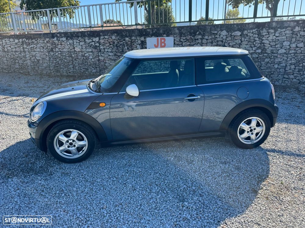 MINI 3 Portas Cooper D - 5