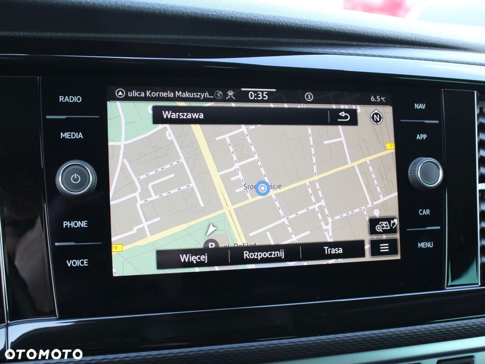 Volkswagen Caravelle - 28