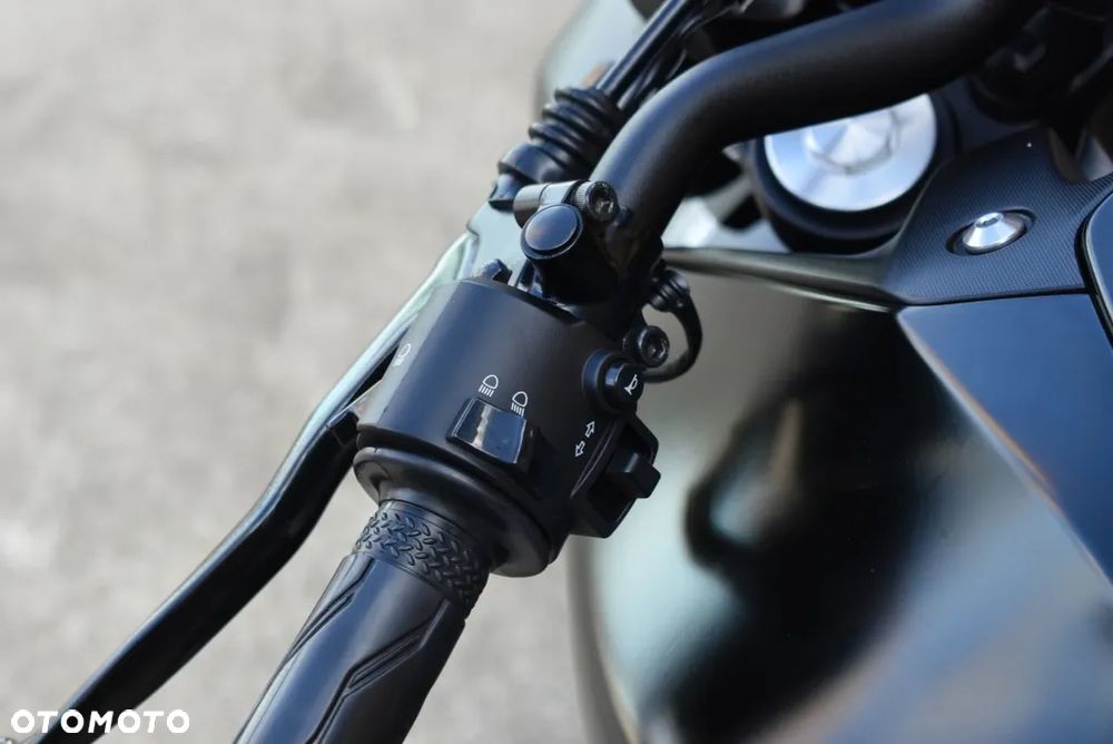 Yamaha MT - 20
