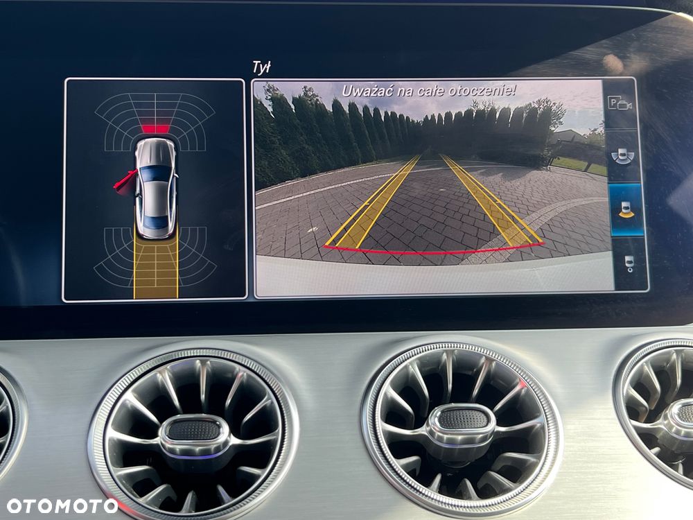 Mercedes-Benz Klasa E - 33