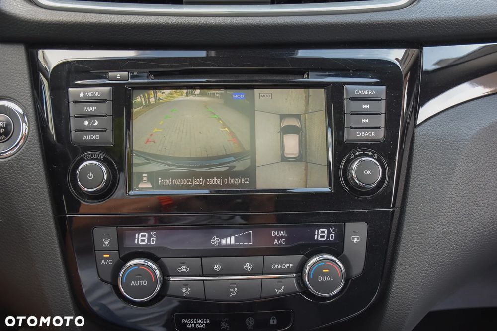 Nissan Qashqai 1.3 DIG-T Tekna DCT - 29