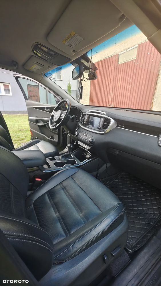 Kia Sorento - 2