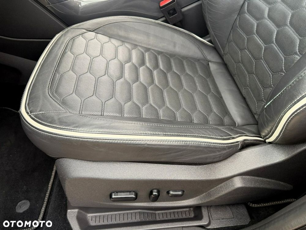 Ford Kuga - 30