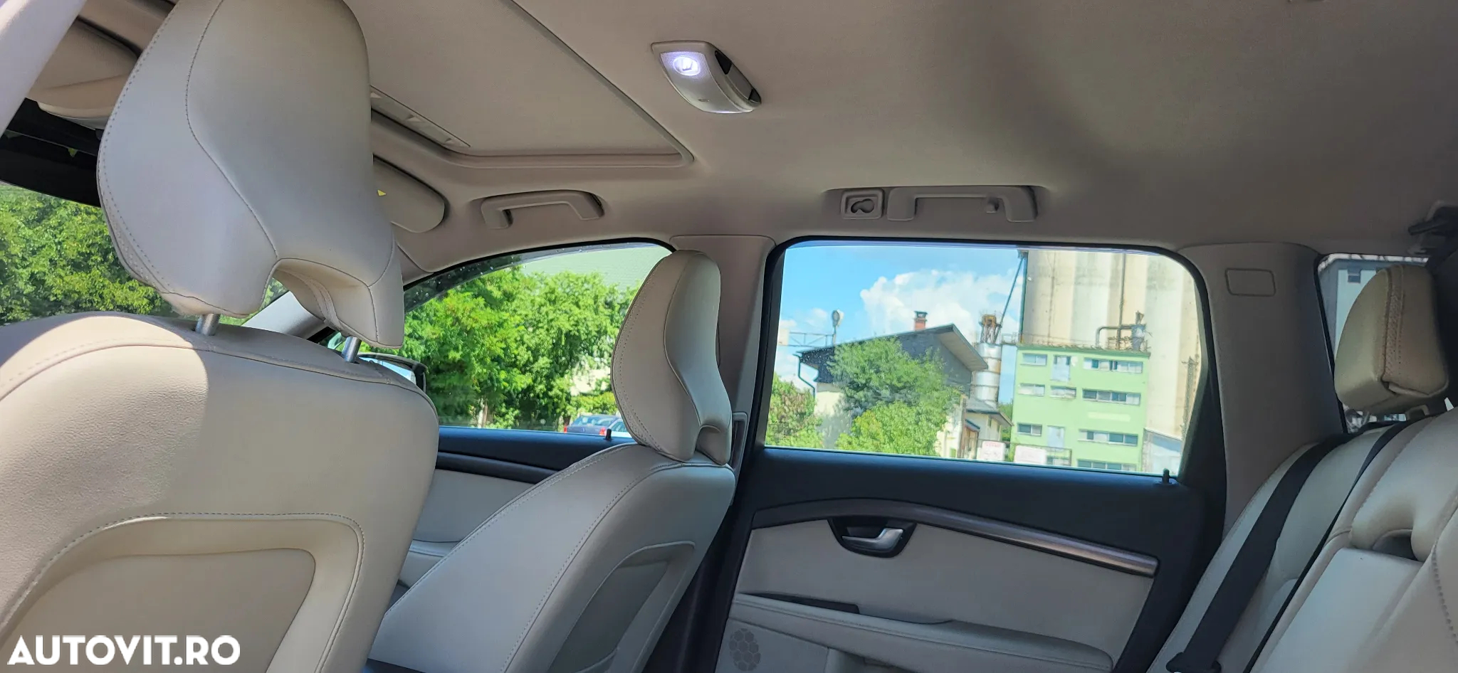 Volvo XC 70 D4 Geartronic Momentum - 14