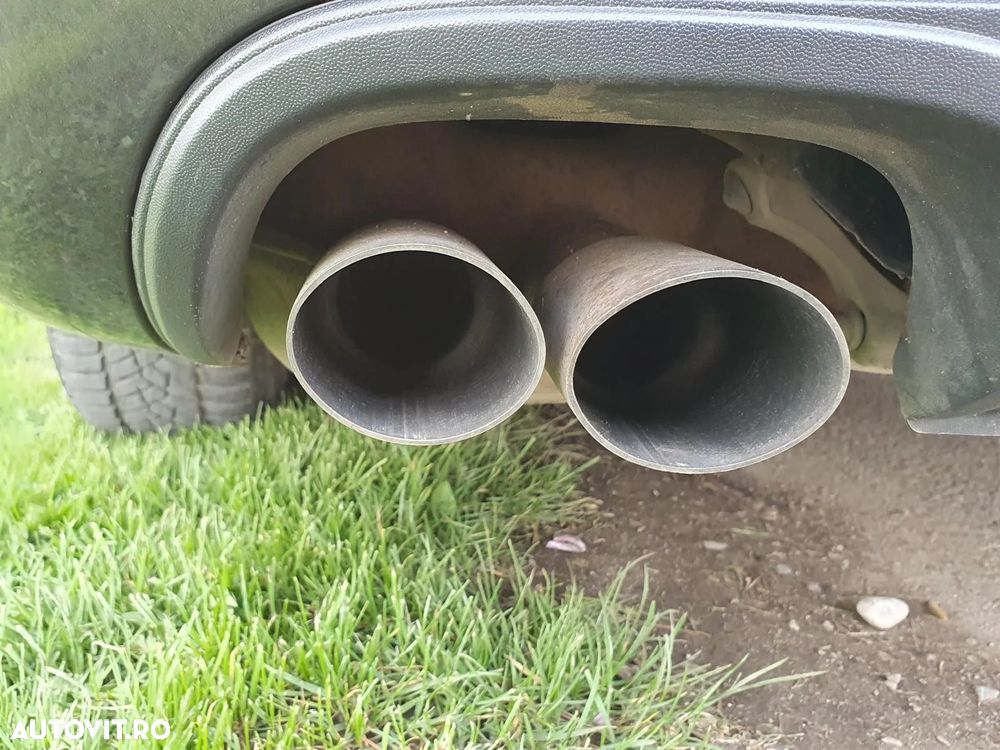 Volkswagen Passat 2.0TDI Sportline DPF DSG - 11