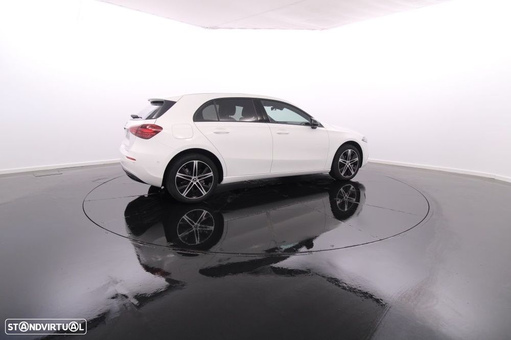 Mercedes-Benz A 250 e Progressive - 8