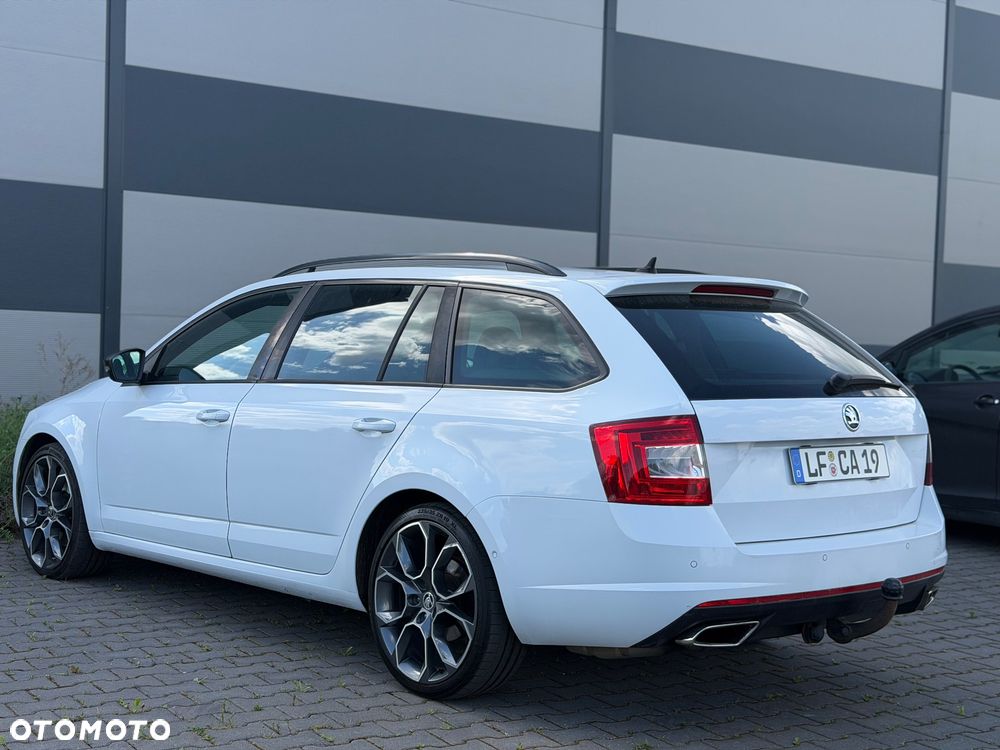 Skoda Octavia 2.0 TDI 4x4 RS Challenge DSG - 17