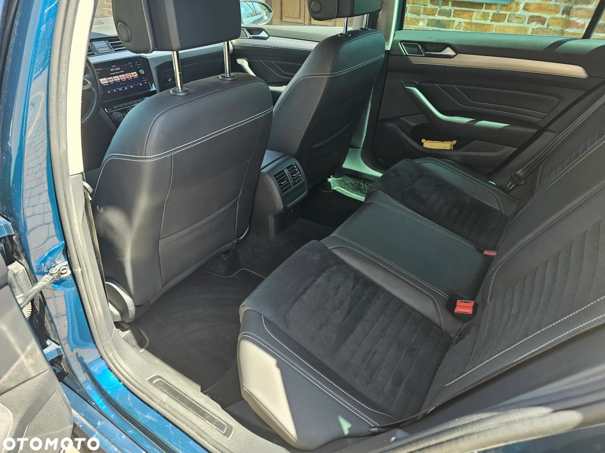 Volkswagen Passat 2.0 TDI EVO Elegance DSG - 6
