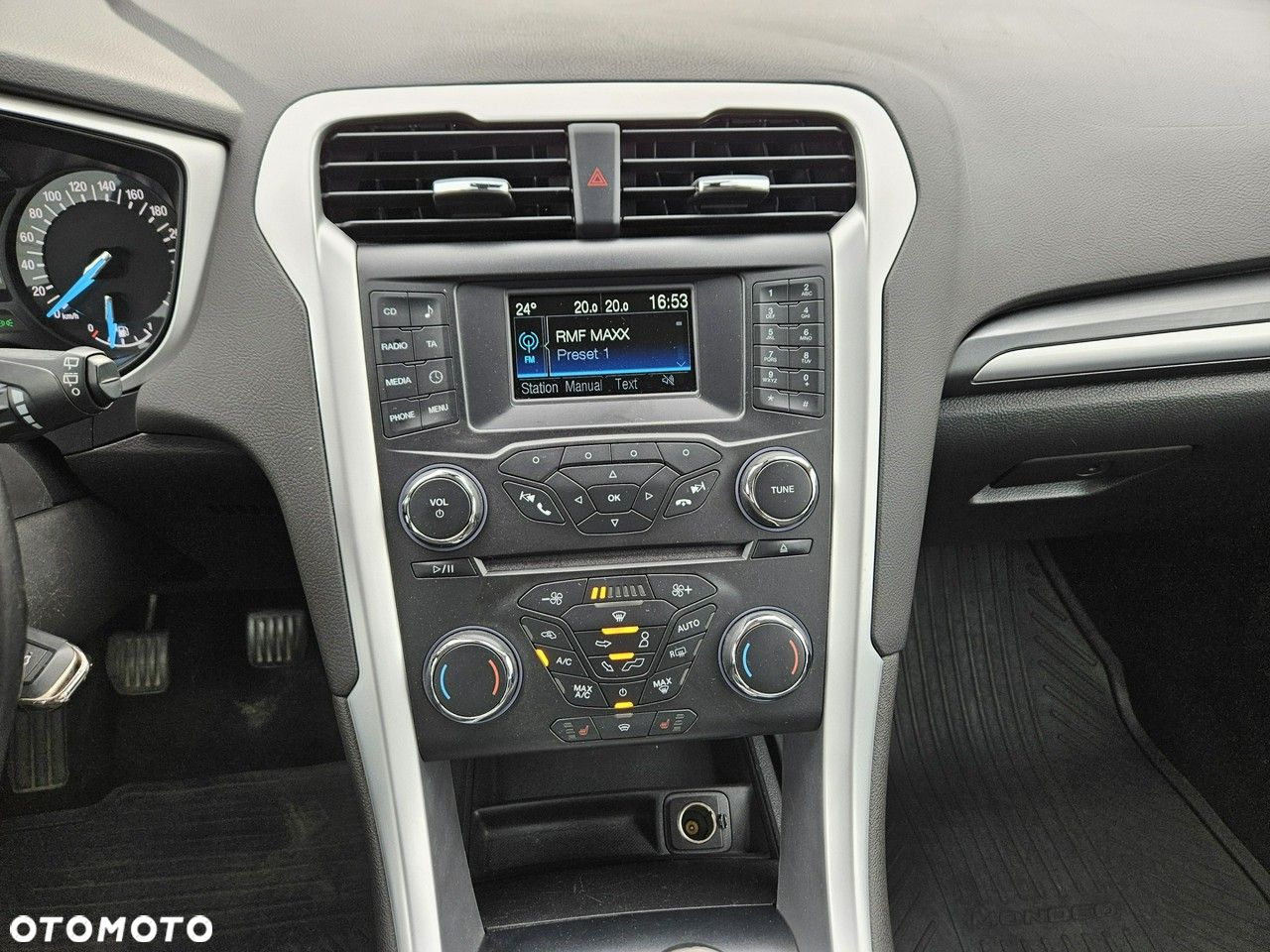 Ford Mondeo 2.0 EcoBlue Trend - 33