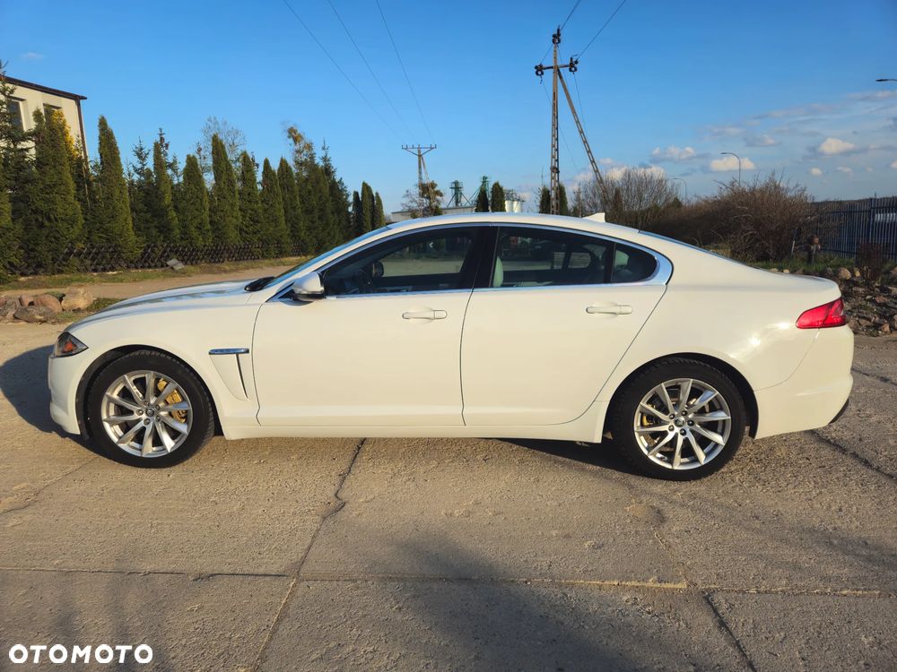 Jaguar XF 2.0 T Premium Luxury - 14