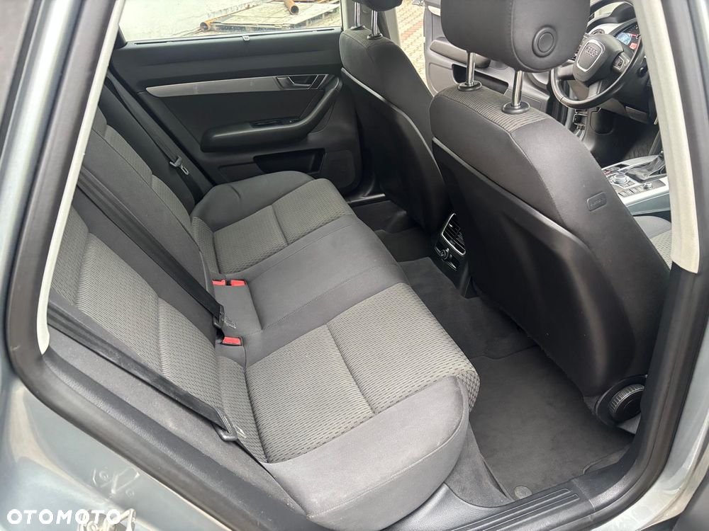 Audi A6 Avant 2.0 TDI Multitronic - 23