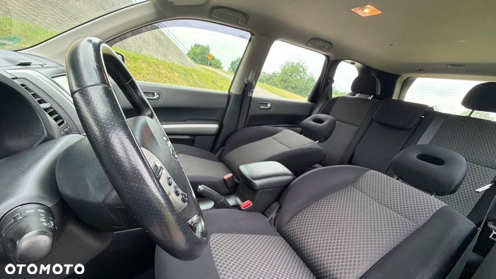 Nissan X-Trail 2.0 dCi 4x4 DPF Platinum - 16