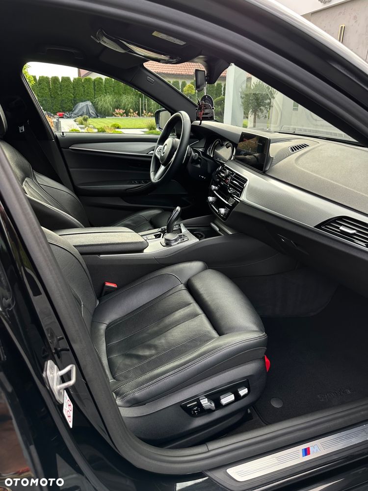 BMW Seria 5 540i xDrive M Sport sport - 24