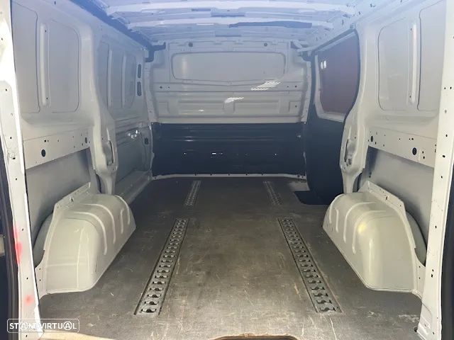 Renault TRAFIC L1H1 - 9