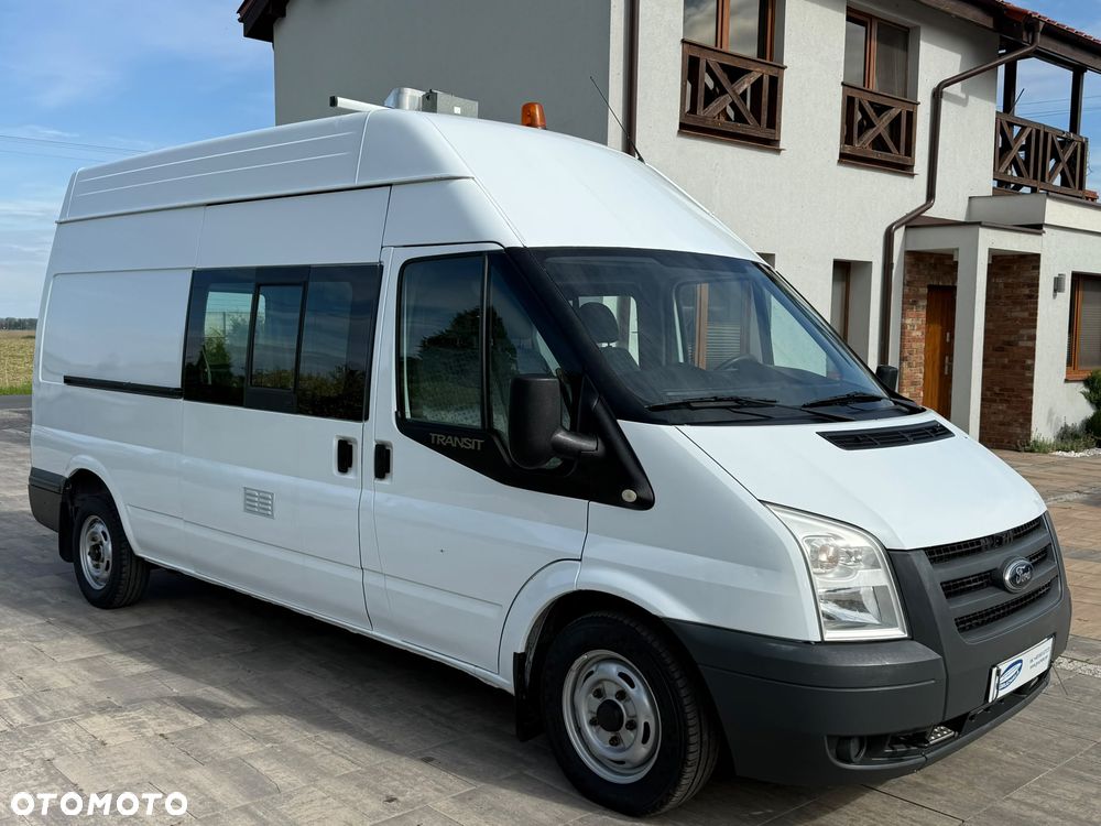 Ford Transit - 1