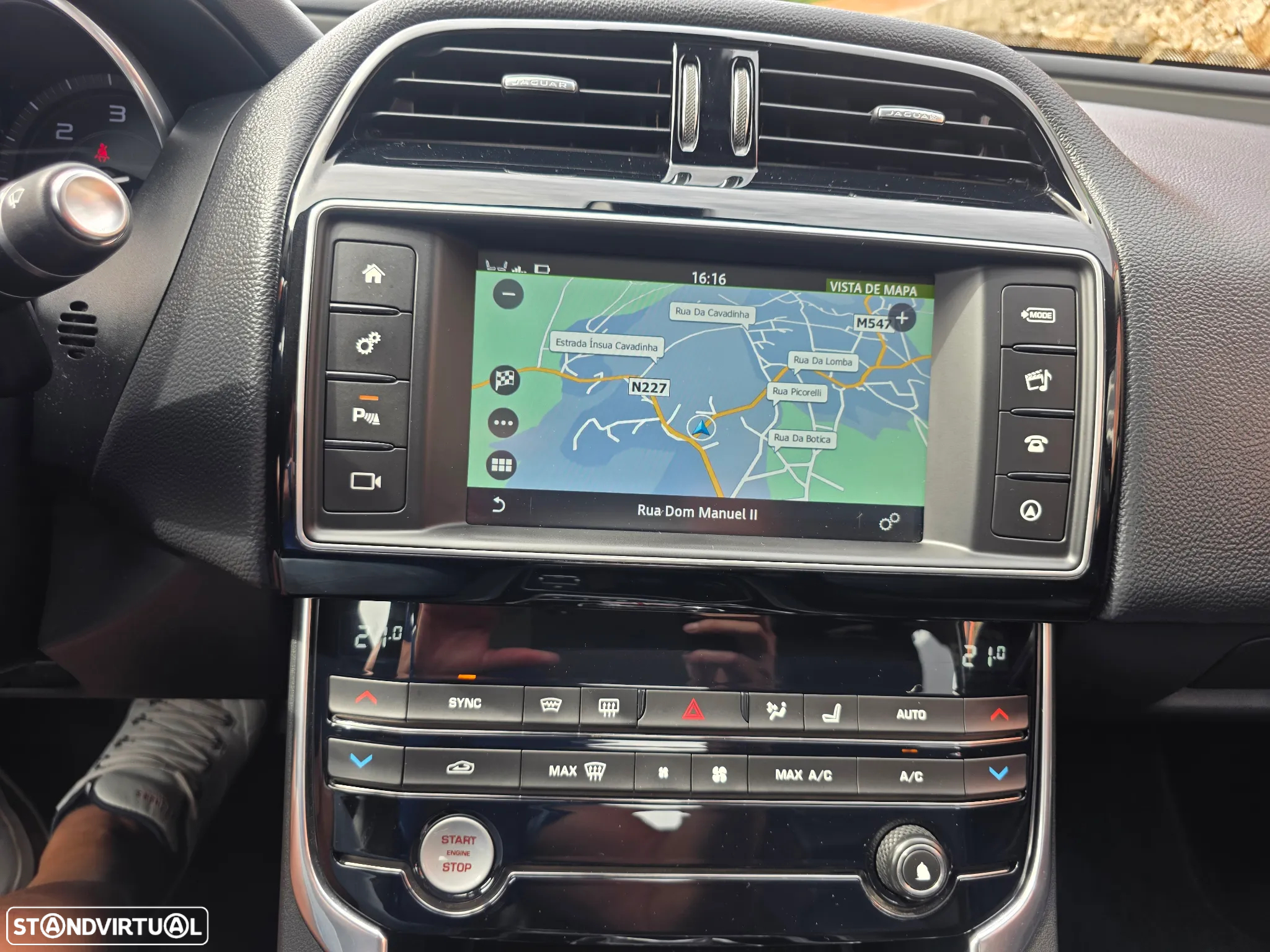 Jaguar XE 2.0 D Portfolio Aut. - 33