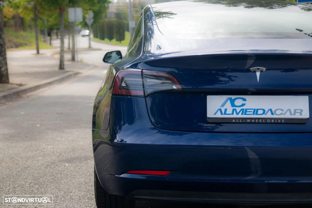 Tesla Model 3 Long-Range Dual Motor AWD - 13
