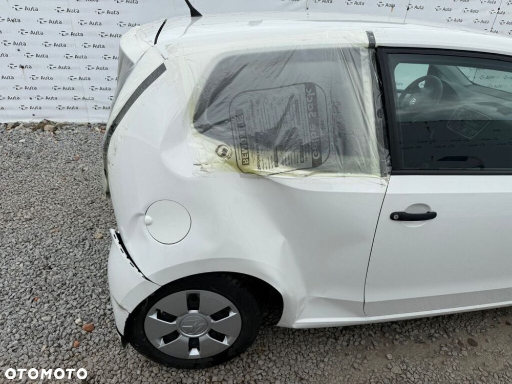 Volkswagen up! club - 26