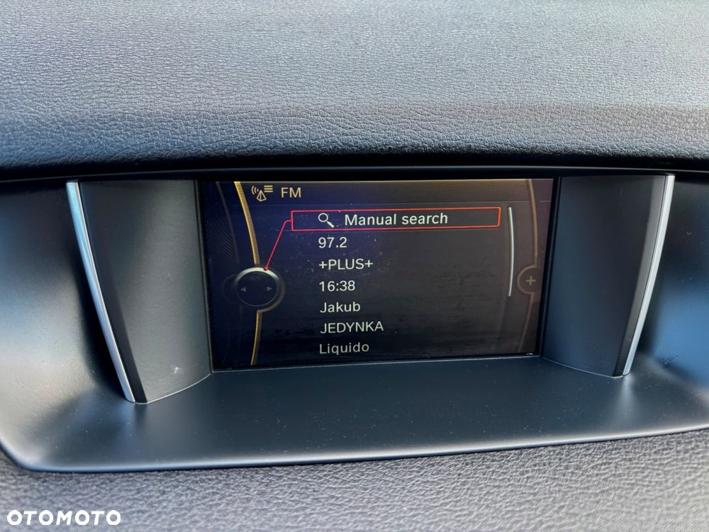 BMW X1 xDrive18d Sport Line - 29