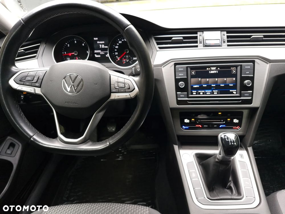 Volkswagen Passat 2.0 TDI BMT Comfortline - 8