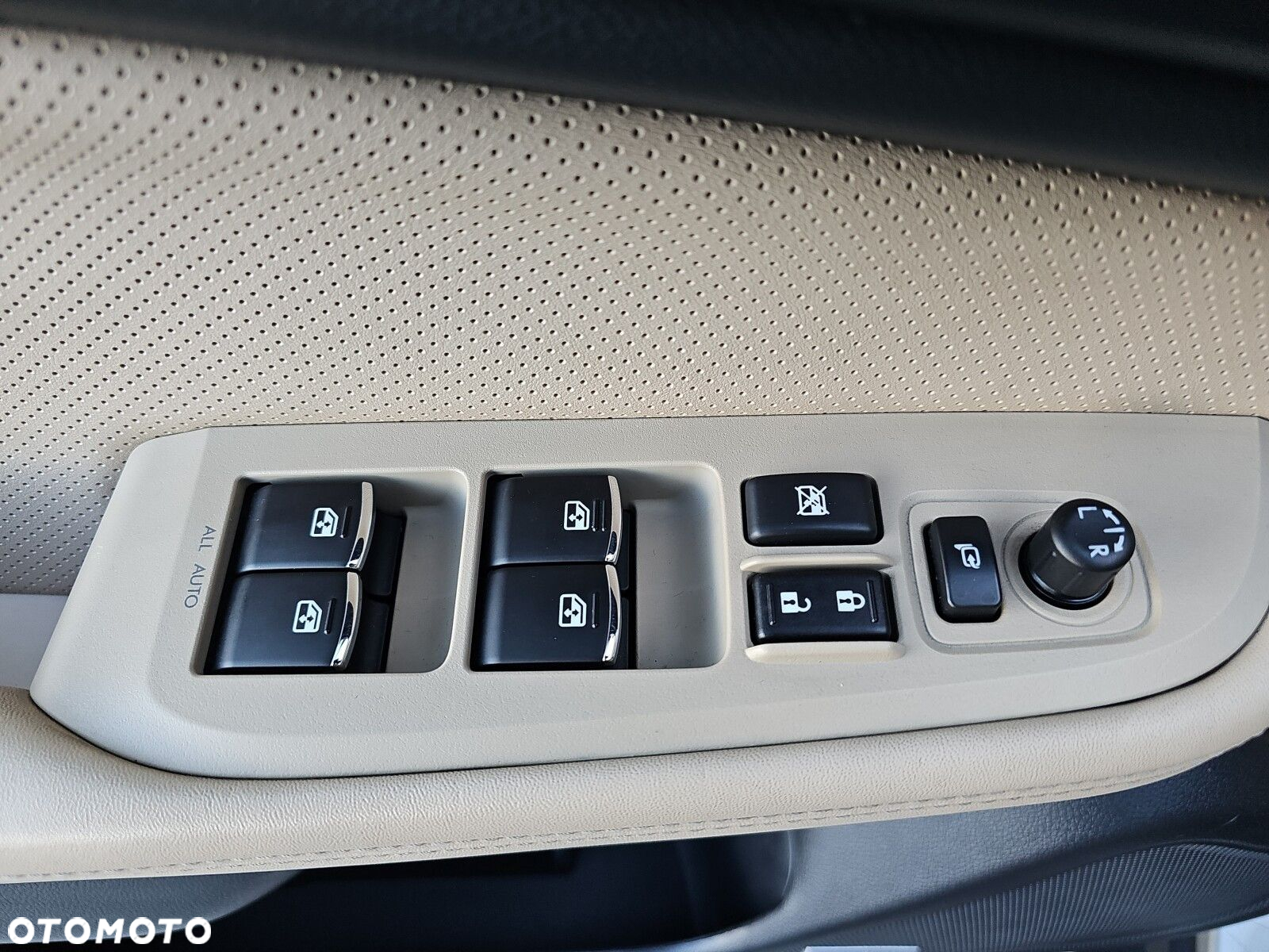 Subaru Outback 2.5i Exclusive (EyeSight) Lineartronic - 27
