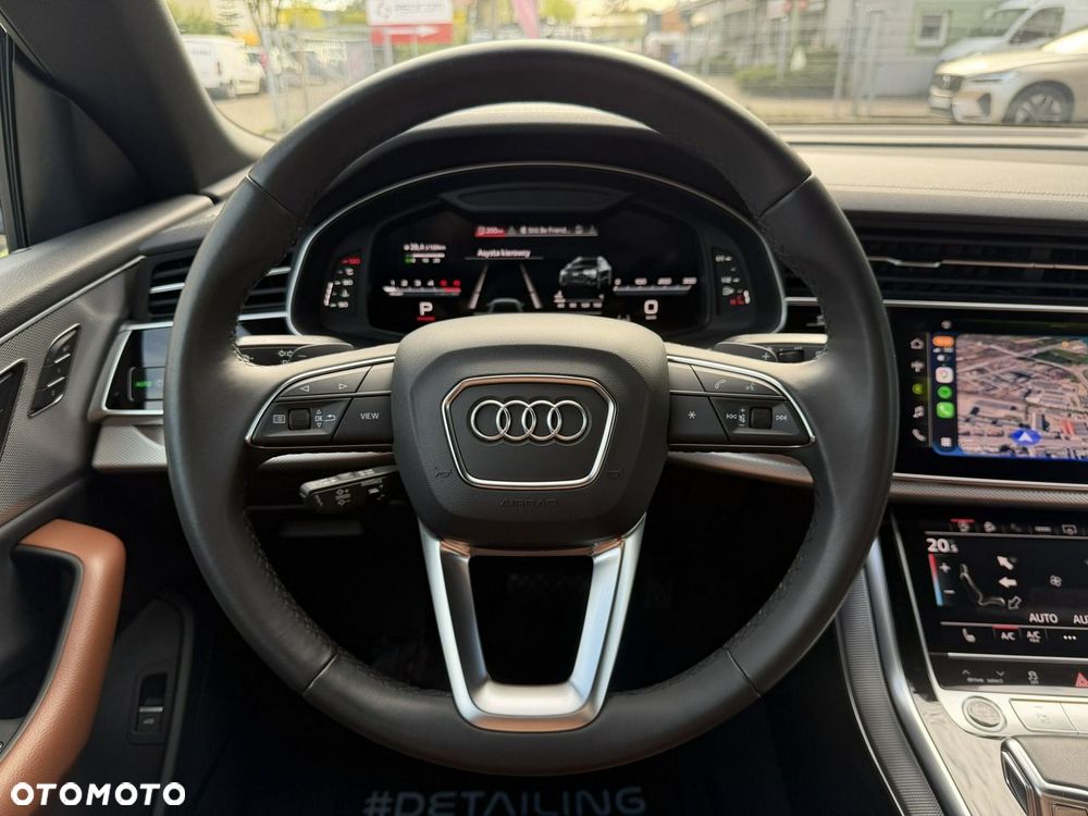Audi Q8 - 14