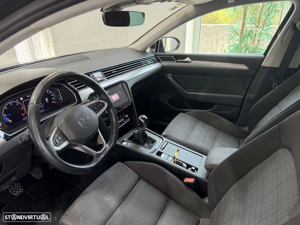 VW Passat Variant 2.0 TDI Business - 12