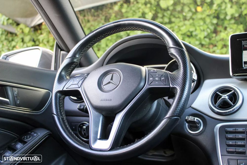 Mercedes-Benz CLA 220 CDi AMG Line Aut. - 12