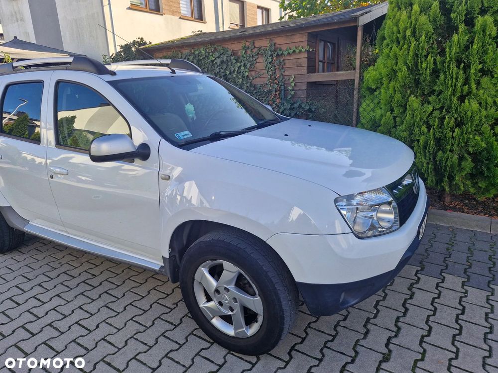 Dacia Duster 2011 photo 2