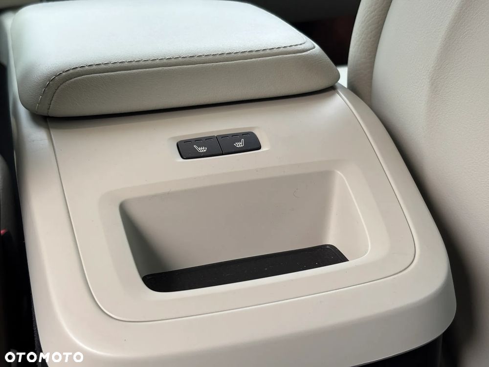Volvo V60 B3 B Plus Bright - 20