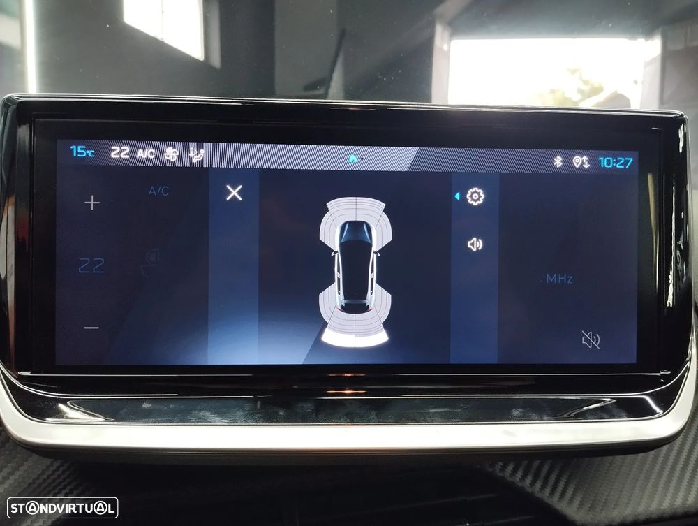 Peugeot 208 1.2 Hybrid Allure e-DCS6 - 27