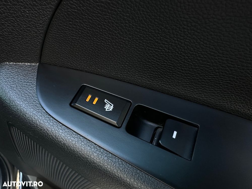 Hyundai Tucson 2.0 CRDI 4WD Automatik Style - 31