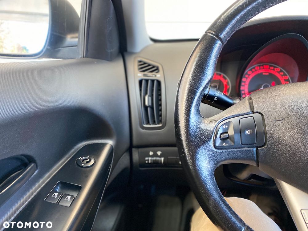 Kia Ceed 1.4 Comfort + - 19