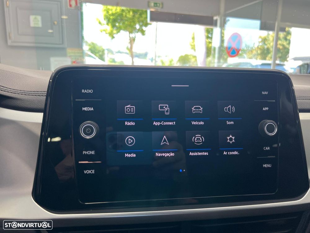 VW T-Roc 1.0 TSI Life - 28