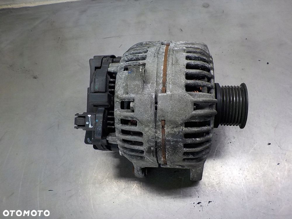 RENAULT MEGANE III 1.9 DCI ALTERNATOR 0124525151 8200660041-B - 1