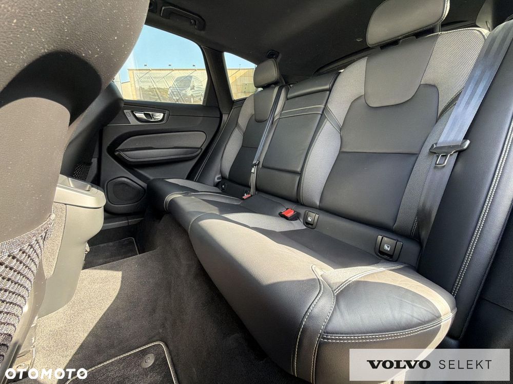 Volvo XC 60 - 16