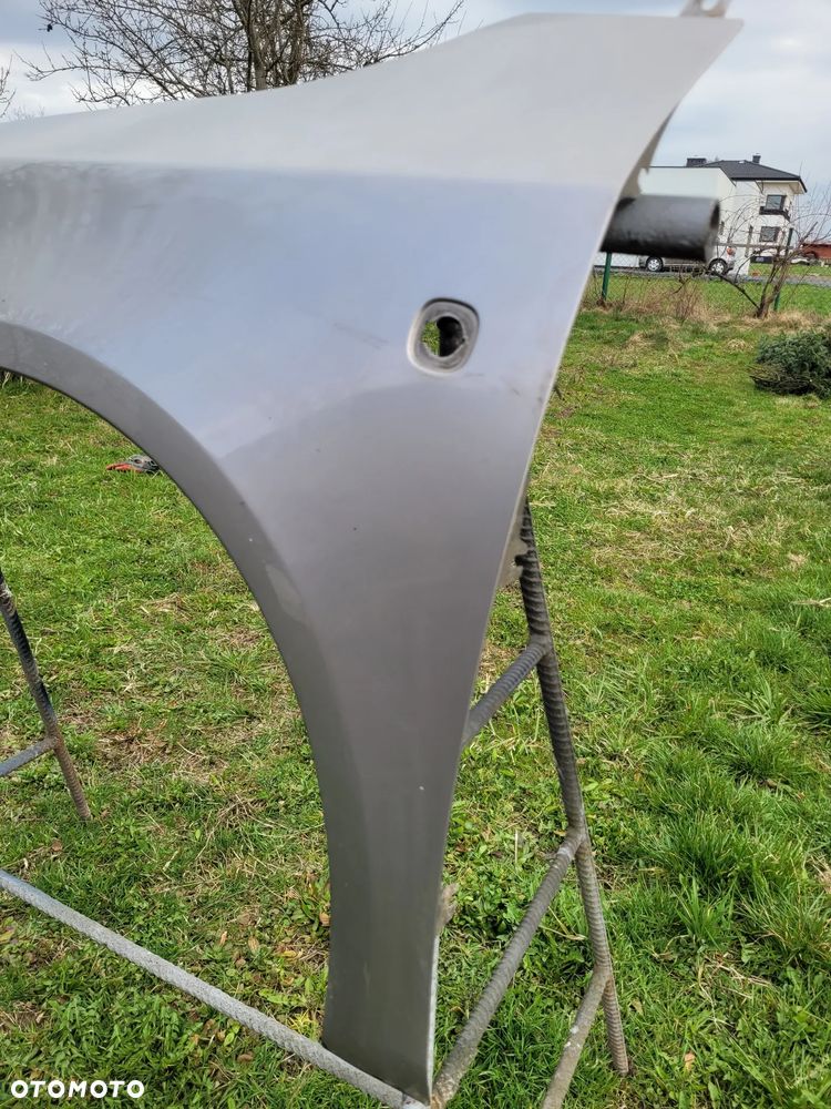 Skoda Fabia II błotnik lewy, 5j0821161 - 2