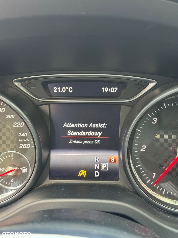 Mercedes-Benz Klasa A 180 d 7G-DCT AMG Line - 29