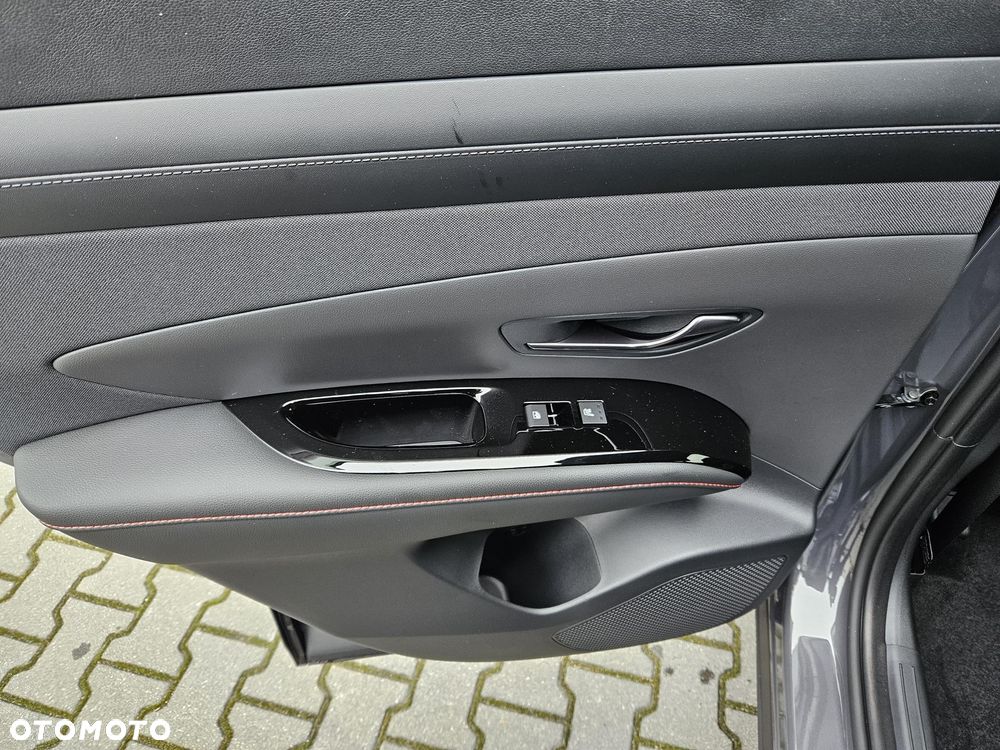 Hyundai Tucson 1.6 T-GDi N-Line 2WD DCT - 13