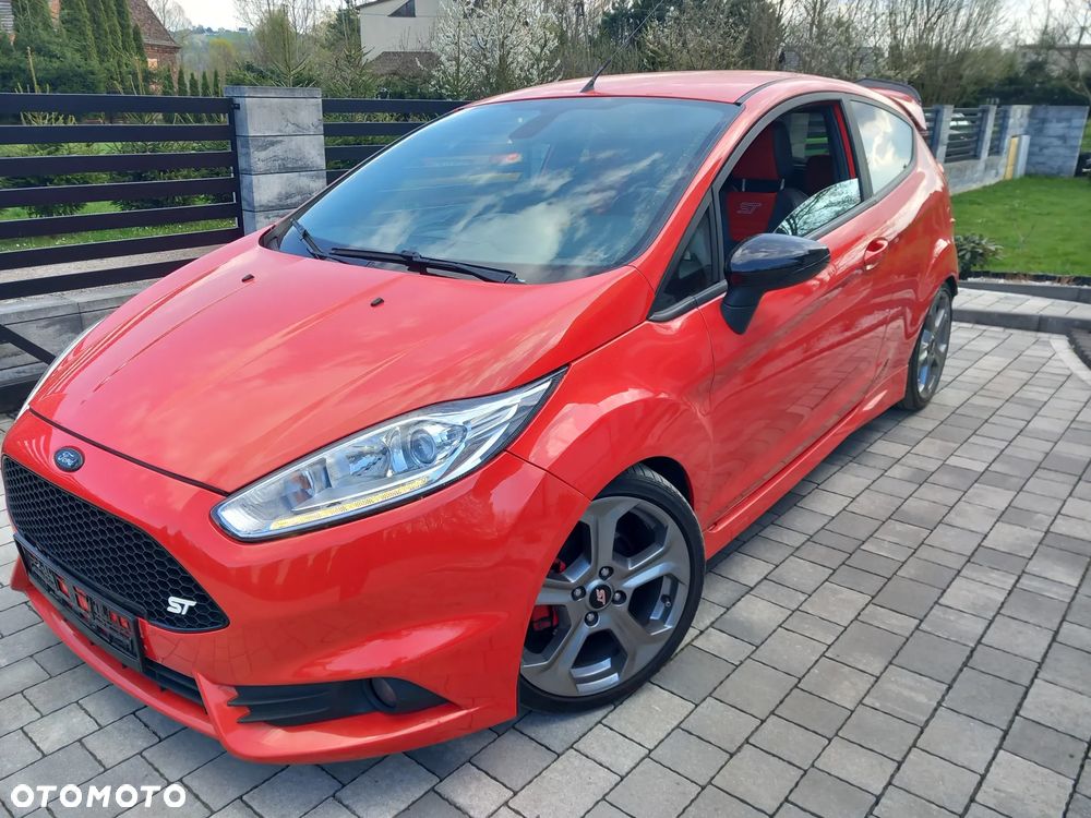 Ford Fiesta 1.6 EcoBoost ST - 3