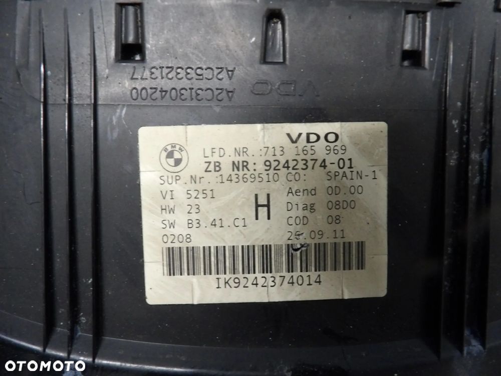 BMW - E90 - LICZNIK , ZEGAR - EUROPA - 9242374 - 2