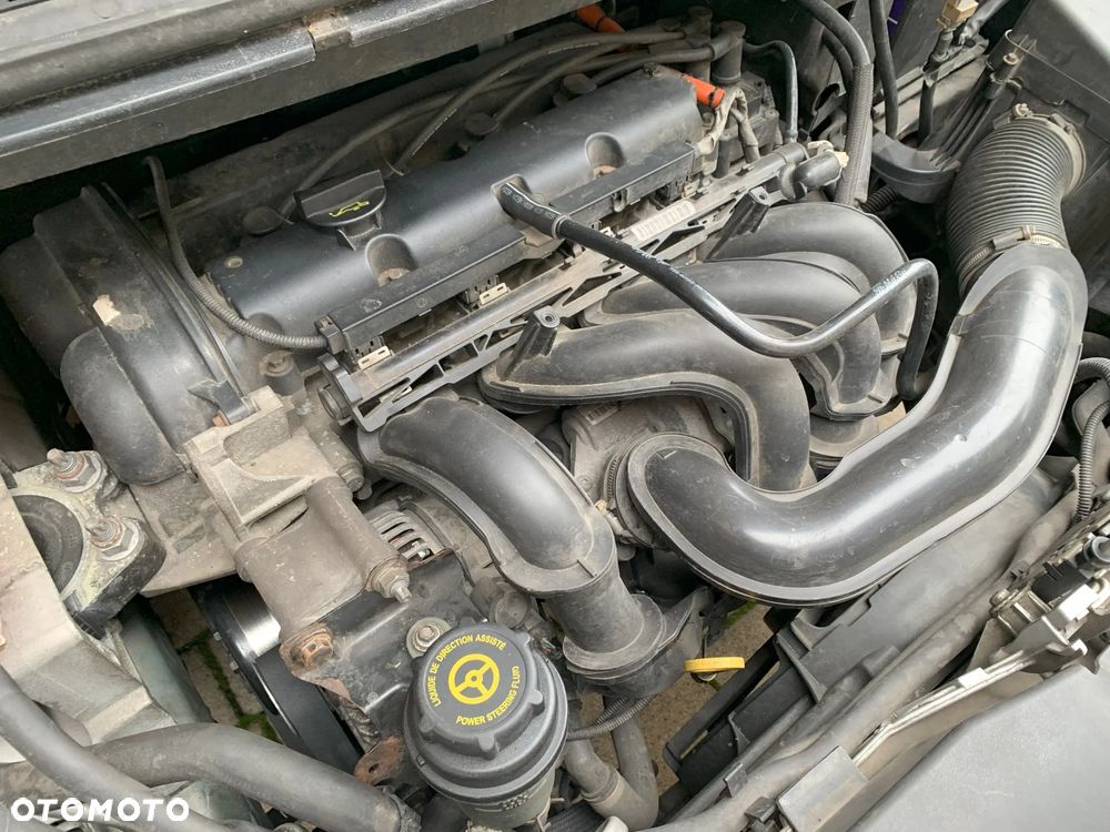 Ford C-MAX 1.6 Style - 24