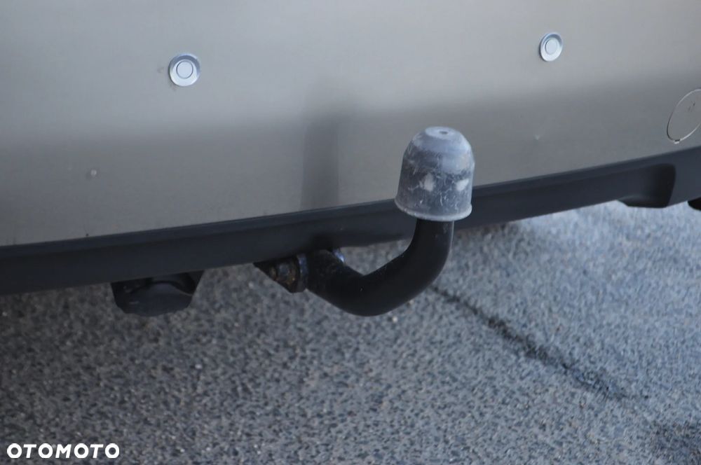 Ford Mondeo 1.8 Ghia - 9