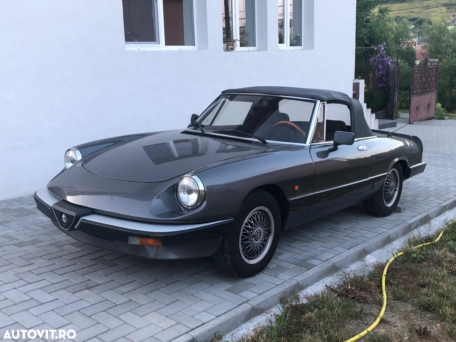 Alfa Romeo Spider - 5